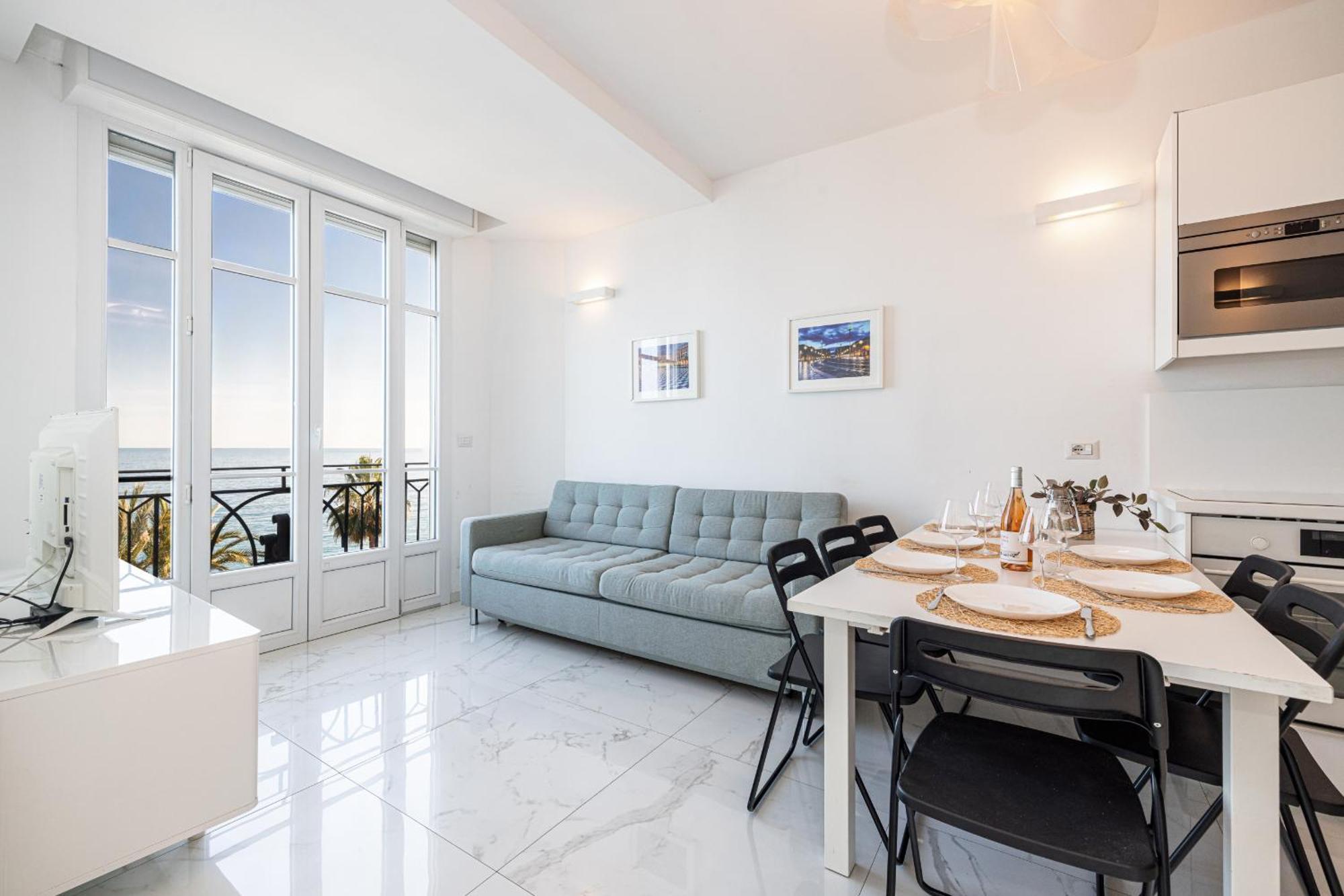 Sea View - 2 Bdr Promenade Des Anglais Ніцца Екстер'єр фото